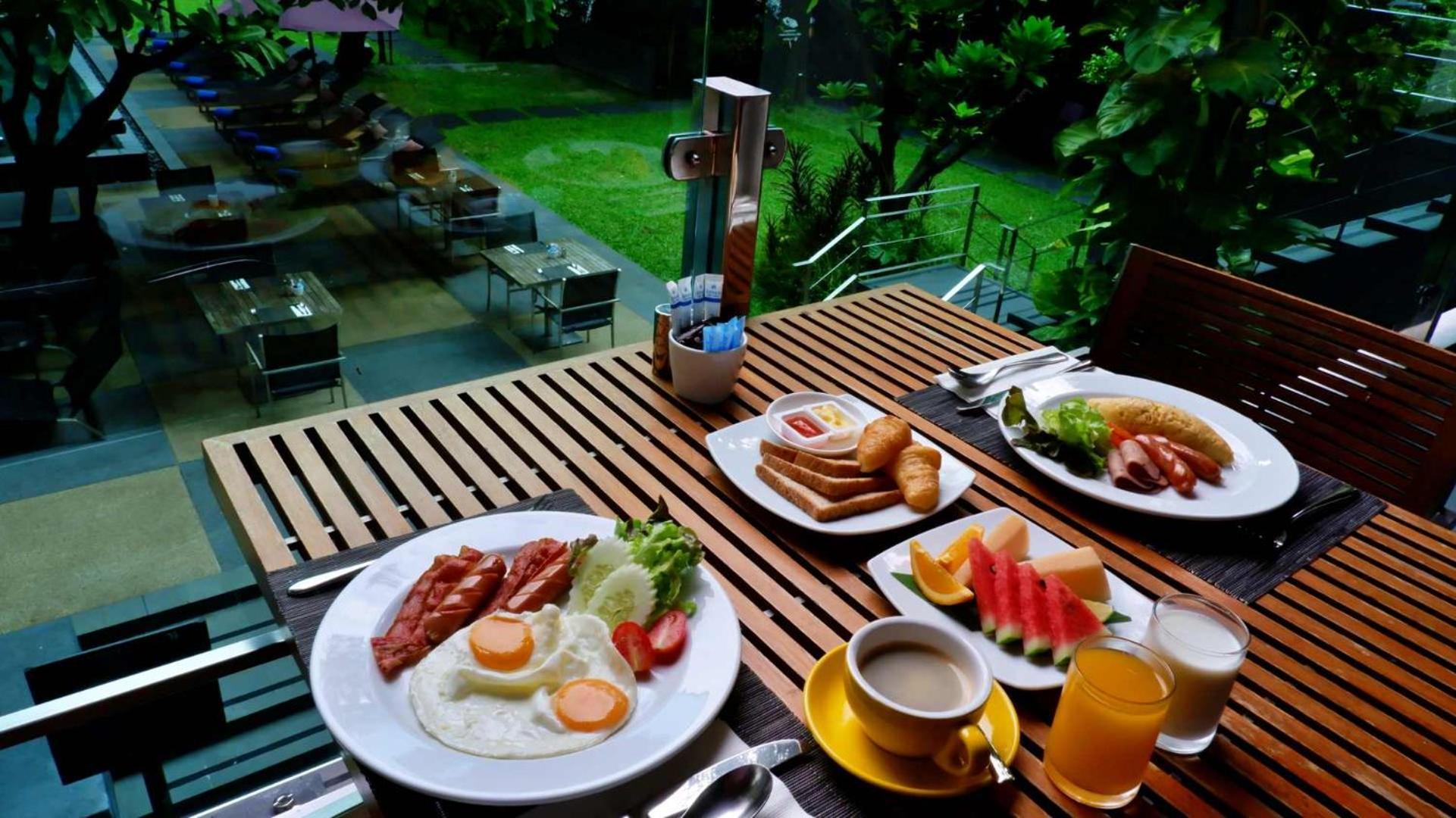 Khách sạn Sora & Sukhumvit Bangkok
